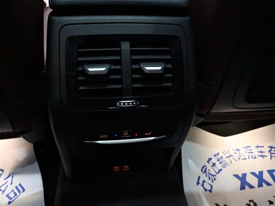 BMW X4 2022 xDrive 30i M Sport Package фото 10