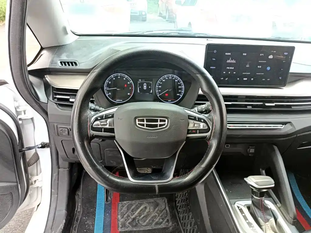 Geely Vision X3 2022 2021 PRO 1.5L CVT Premium