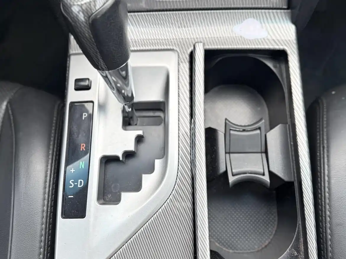 Toyota Camry 2015 Junrui 2.0S Dynamic Edition фото 18