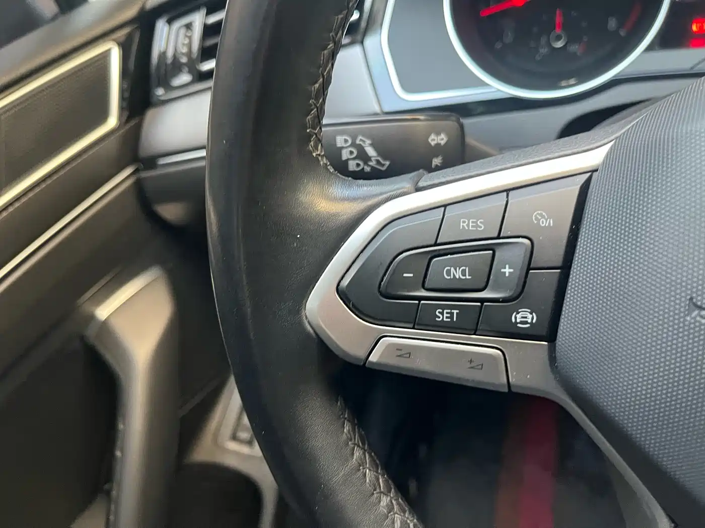 Volkswagen Magotan 2020 330TSI DSG Leading фото 34