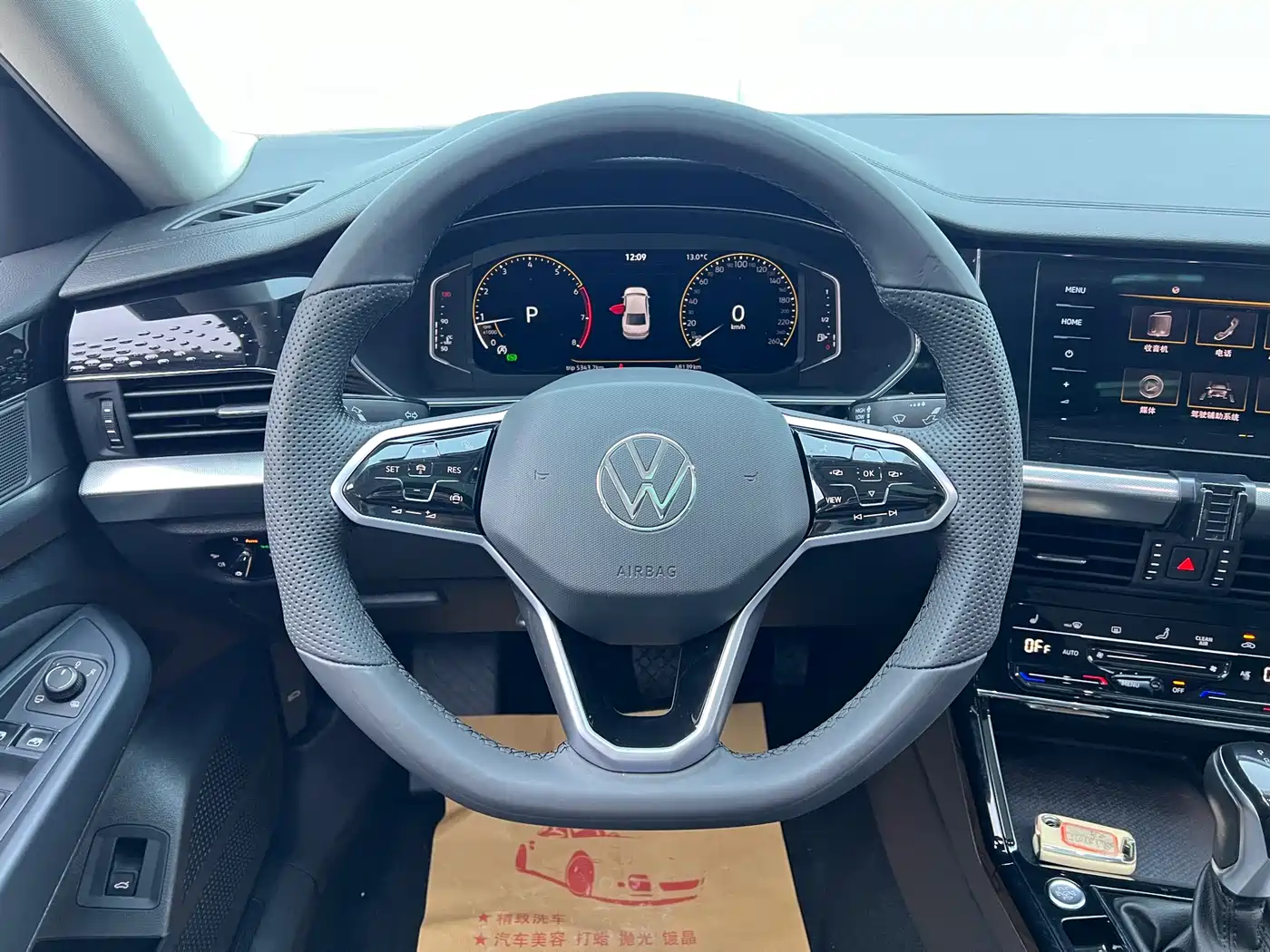 Volkswagen Passat 2023 Facelift 330TSI Starlight Elite Edition фото 9
