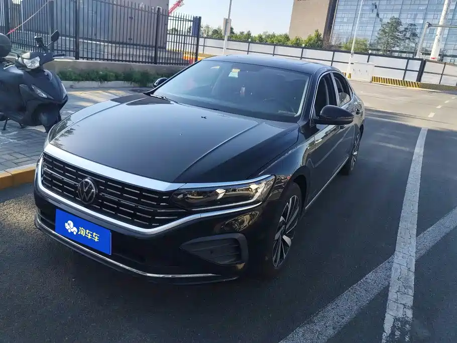 Volkswagen Passat 2025 2025 Outstanding 380TSI Starlight Dragon Soaring Edition