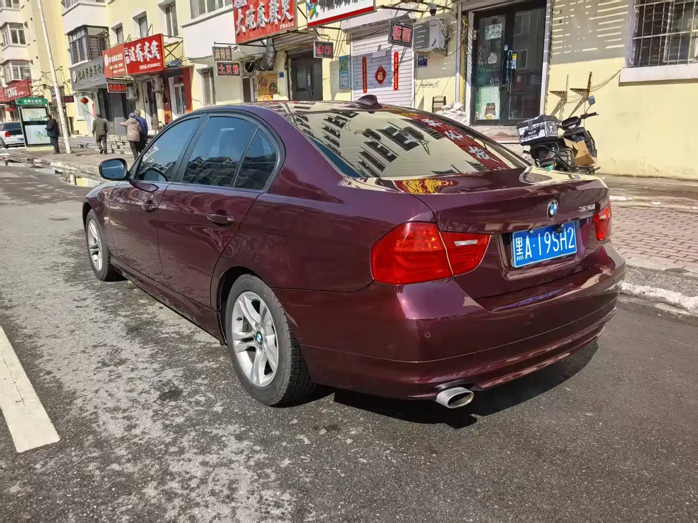 BMW 3 Series (Import) 2010 320i Luxury фото 6