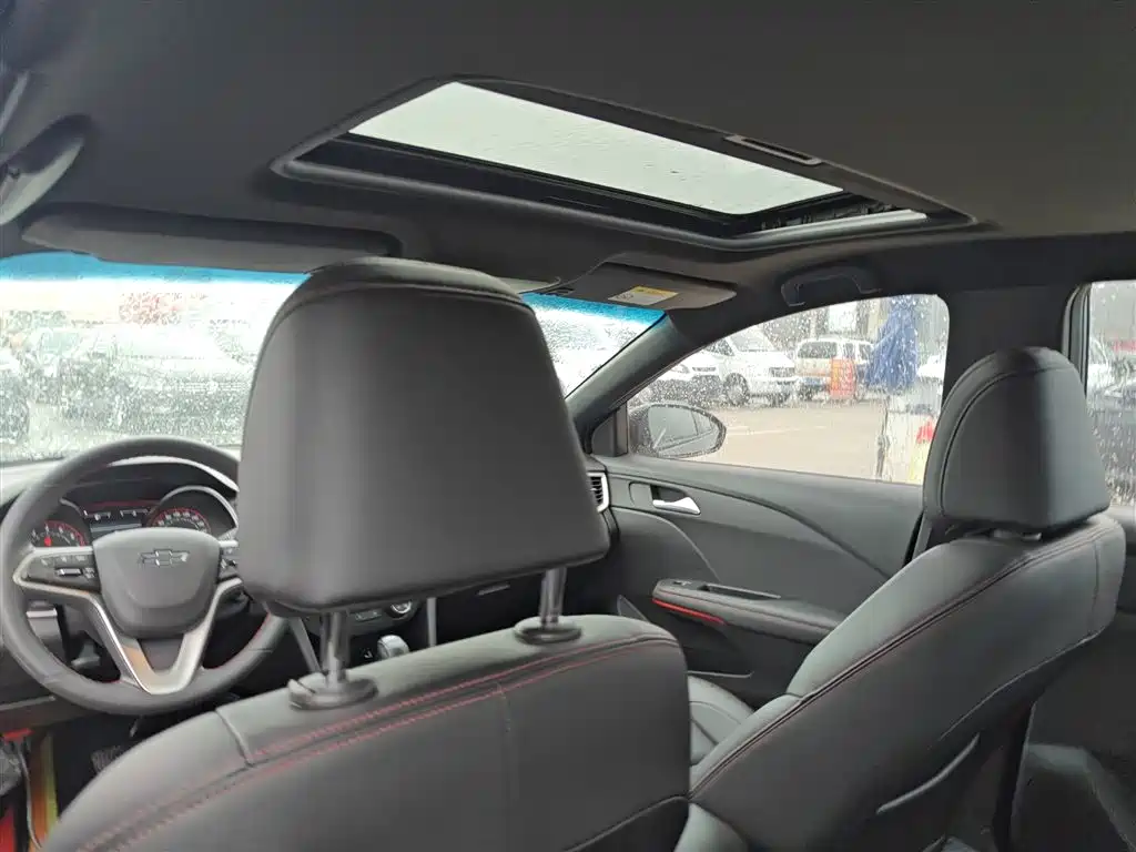 Chevrolet Monza 2022 Mild Hybrid RS 330T Automatic Comfort Edition фото 14