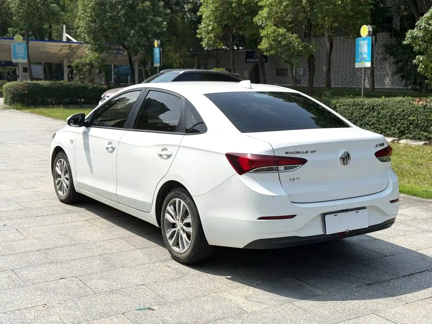 Buick Excelle 2019 18T Auto Connected Elite China VI фото 8