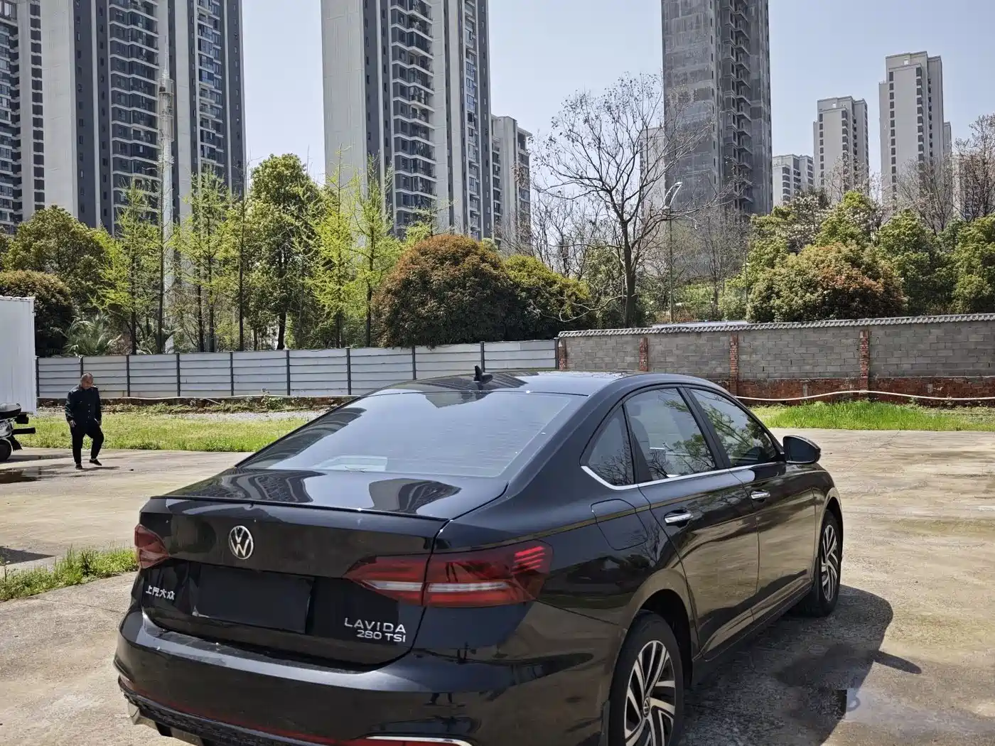 Volkswagen Lavida 2023 280TSI DSG Starlight Comfort Edition фото 8