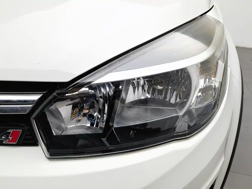 Great Wall M4 2014 2012 1.5L Manual Luxury