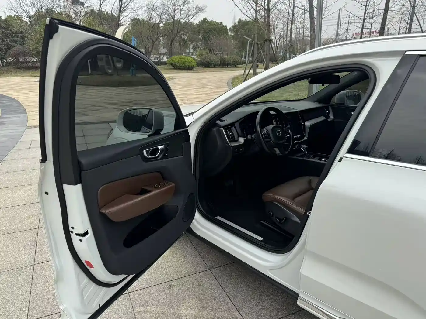 Фото 28 - Volvo XC60