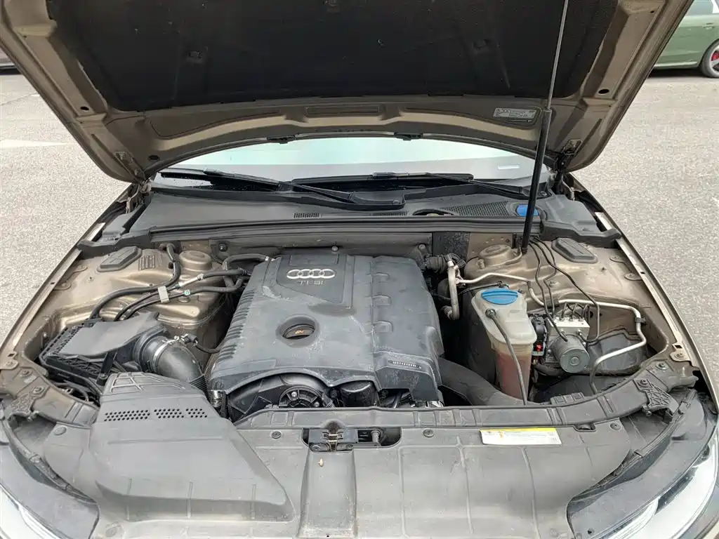 Audi A4L 2013 35 TFSI Automatic Standard фото 18