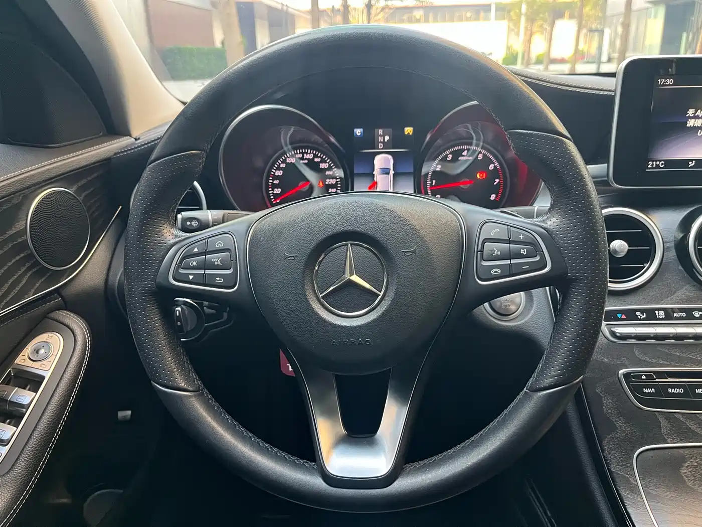 Mercedes-Benz C-Class 2018 C 180 L Fashion Sport Edition фото 35