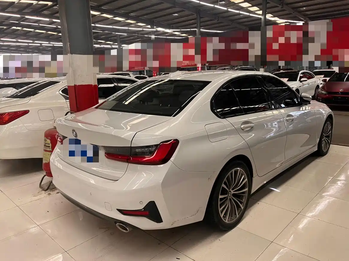 BMW 3 Series 2021 320i Sport Package фото 10