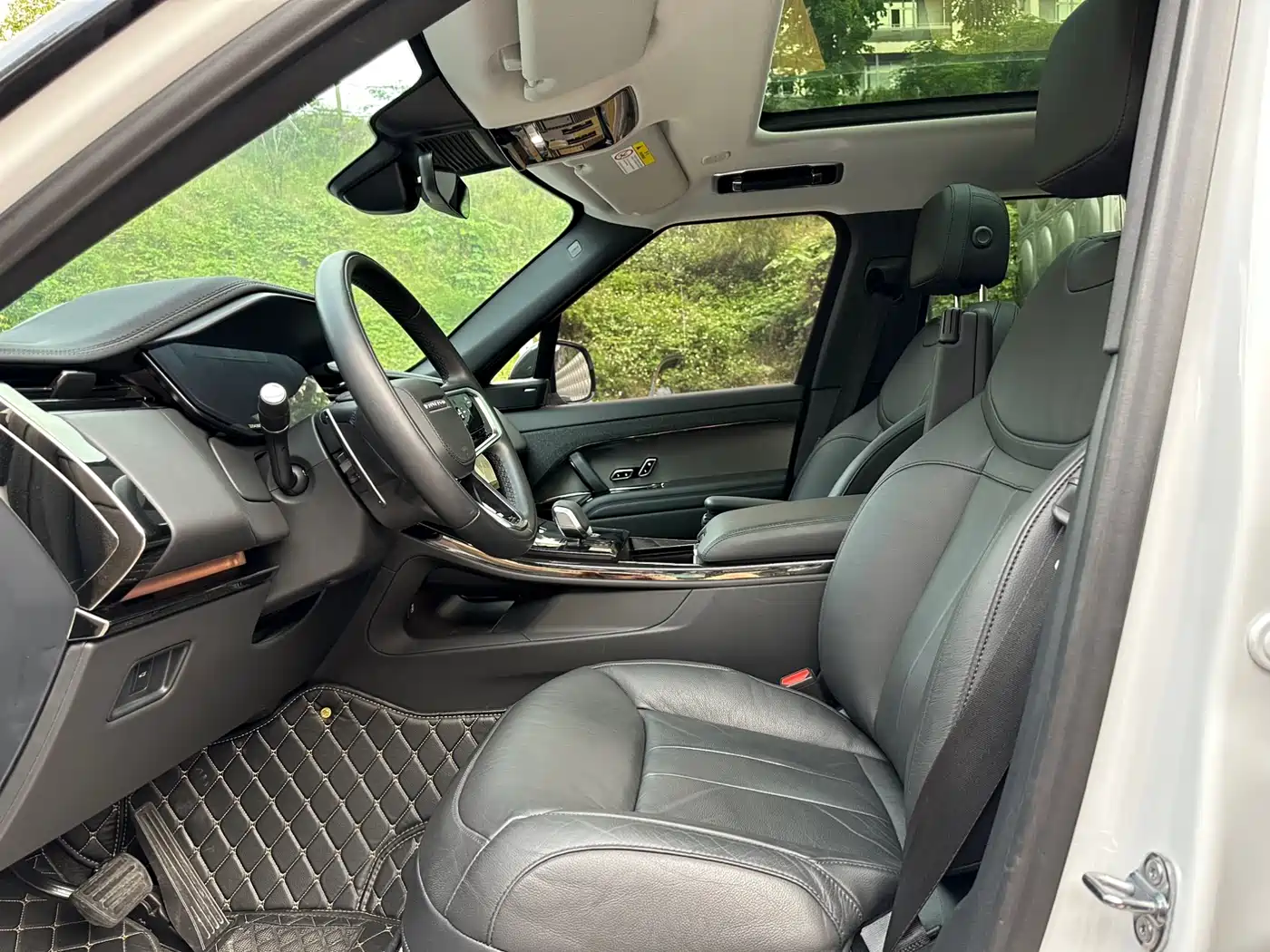 Land Rover Range Rover Sport 2024 360PS S фото 11