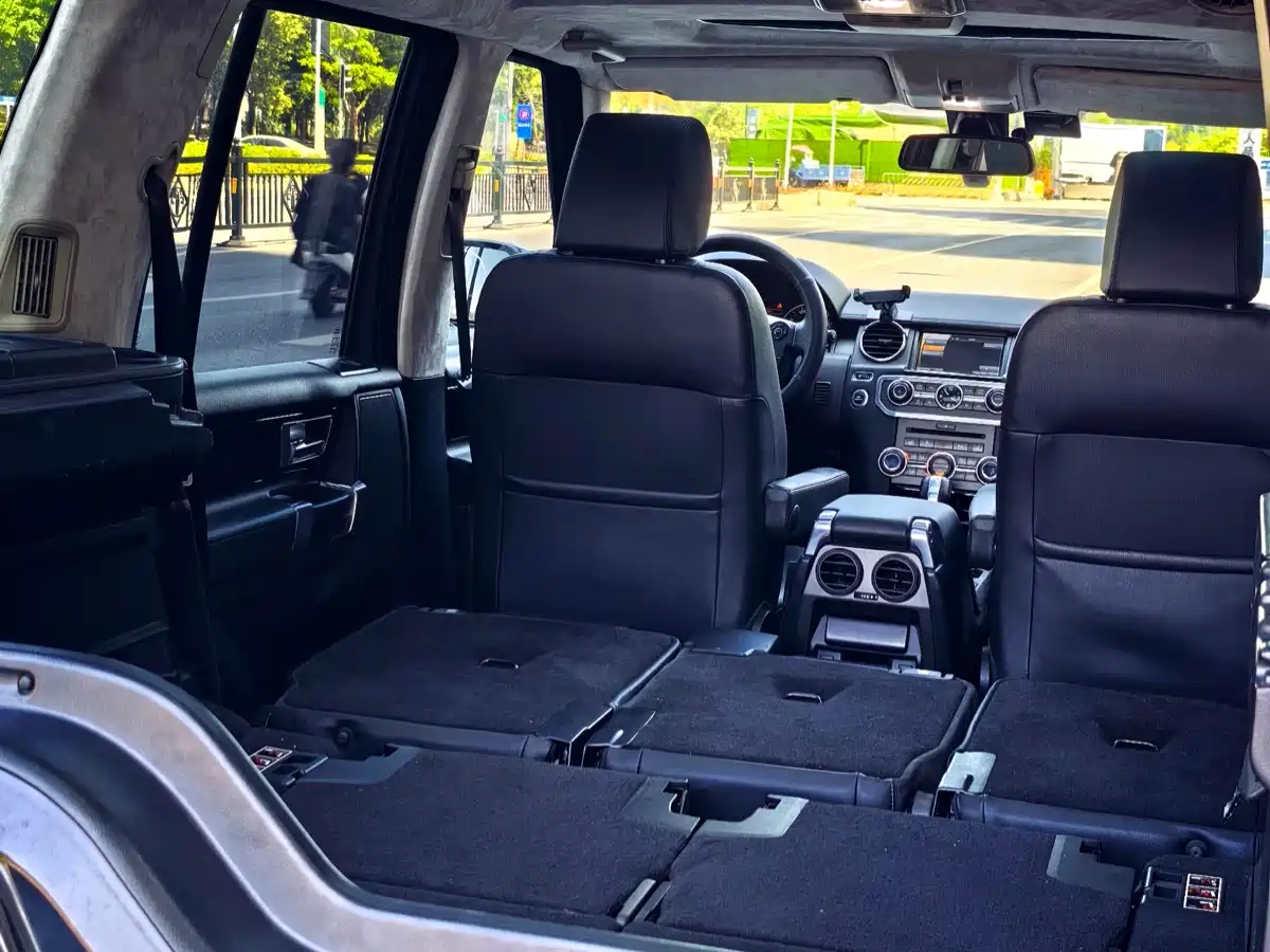 Land Rover Discovery 2011 3.0 SDV6 HSE Diesel фото 44