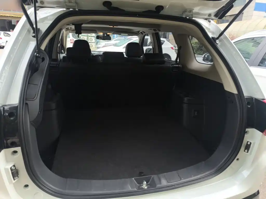 Mitsubishi Outlander 2023 2021 2.4L 4WD Yaodong Edition 5-seater