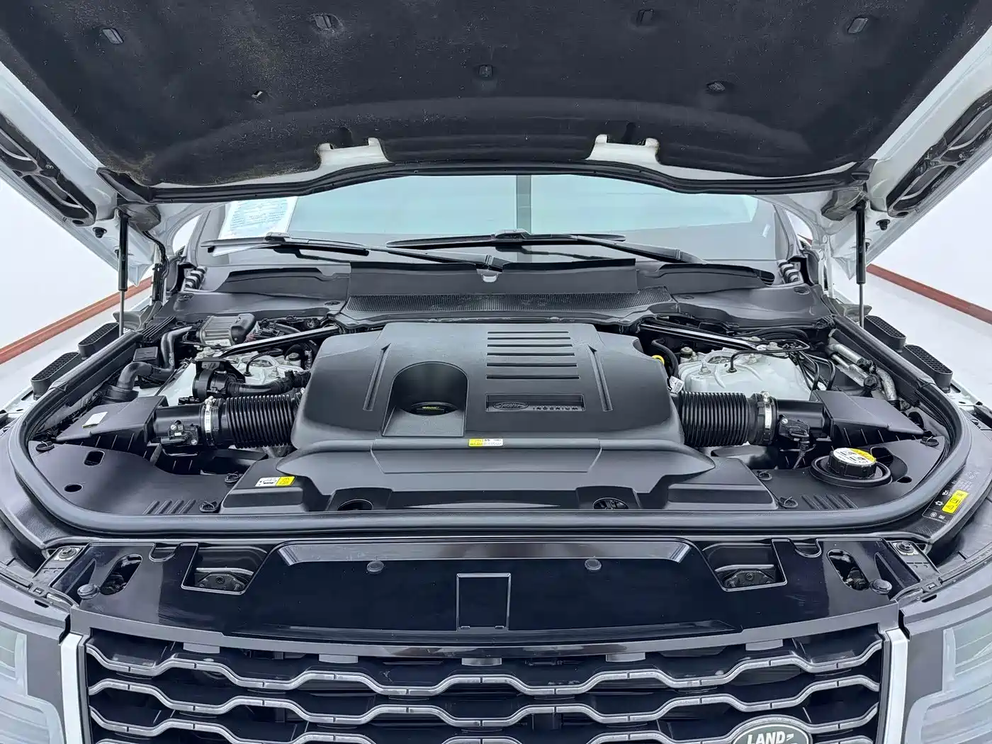 Land Rover Range Rover Sport 2020 3.0 L6 SE фото 14