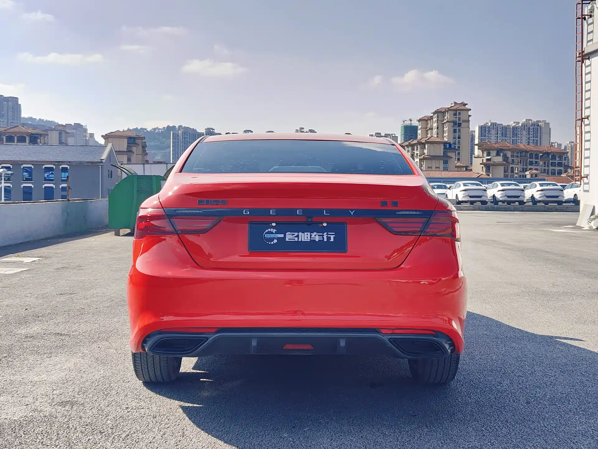 Фото 8 - Geely Binrui