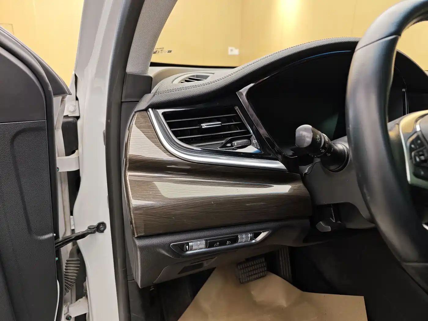 Geely Borui 2019 2018 1.5T MHEV Premium Edition