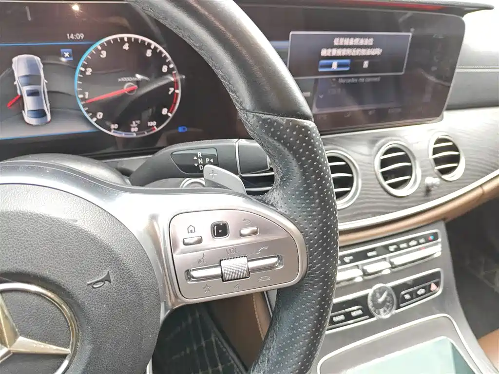 Mercedes-Benz E-Class 2019 Facelift E 300 L Sport Fashion фото 14