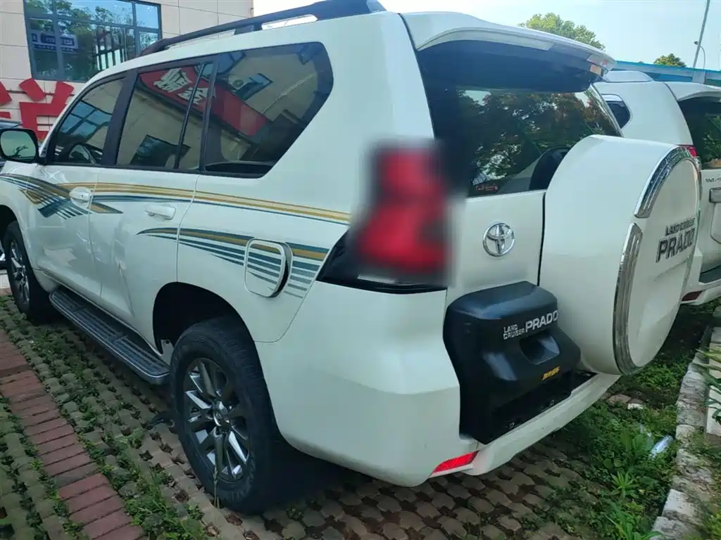 Toyota Prado 2018 3.5L Automatic TX-L Rear-mounted Spare Tire фото 5
