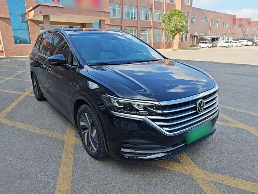 Volkswagen Viloran 2024 2023 Facelift 380TSI Prestige Edition