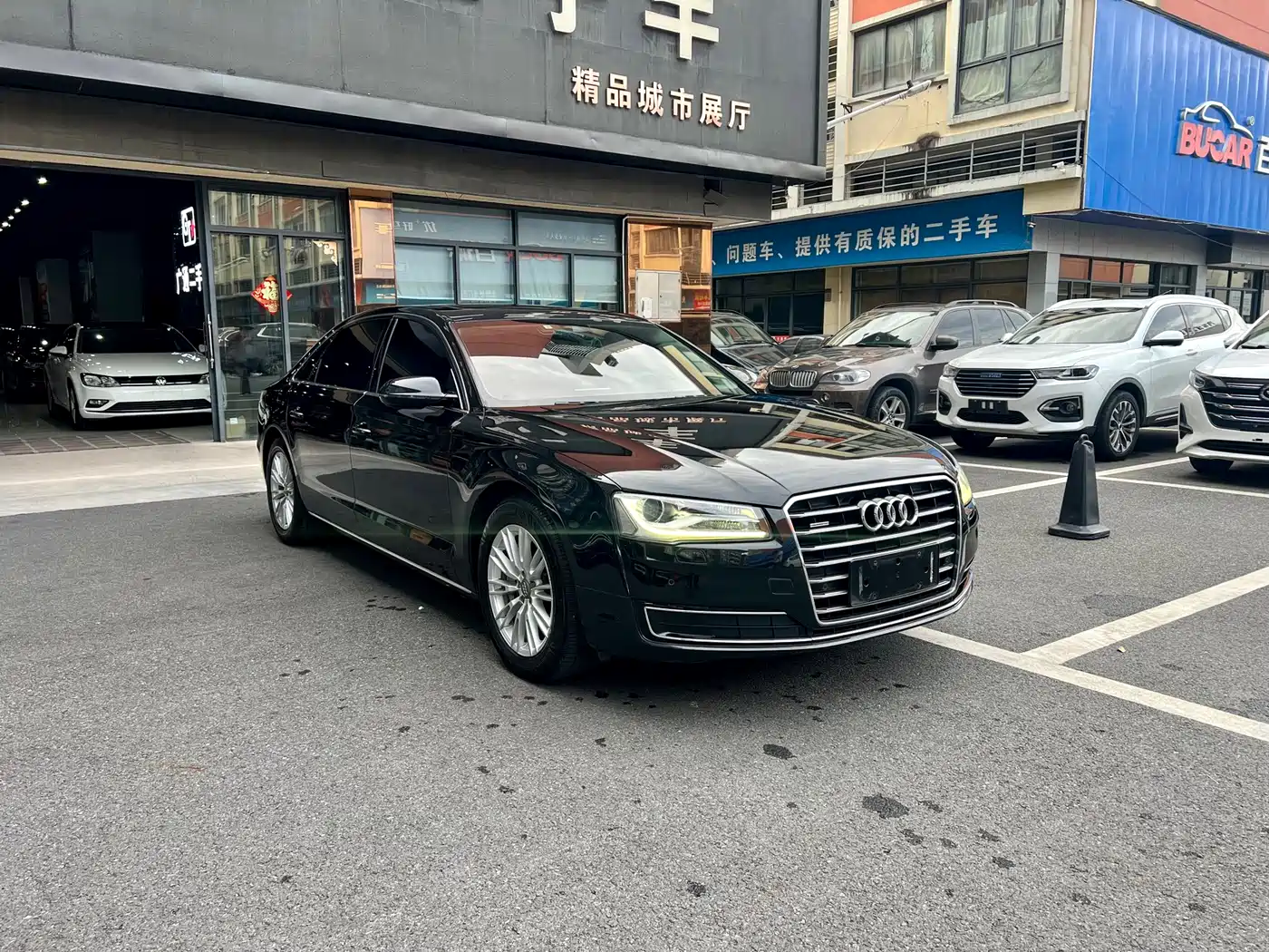 Audi A8 2014 A8L 45 TFSI quattro Comfort фото 3