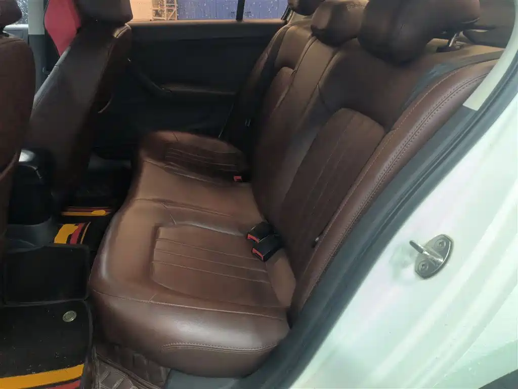 Volkswagen Santana 2016 1.6L Automatic Trend Edition фото 17