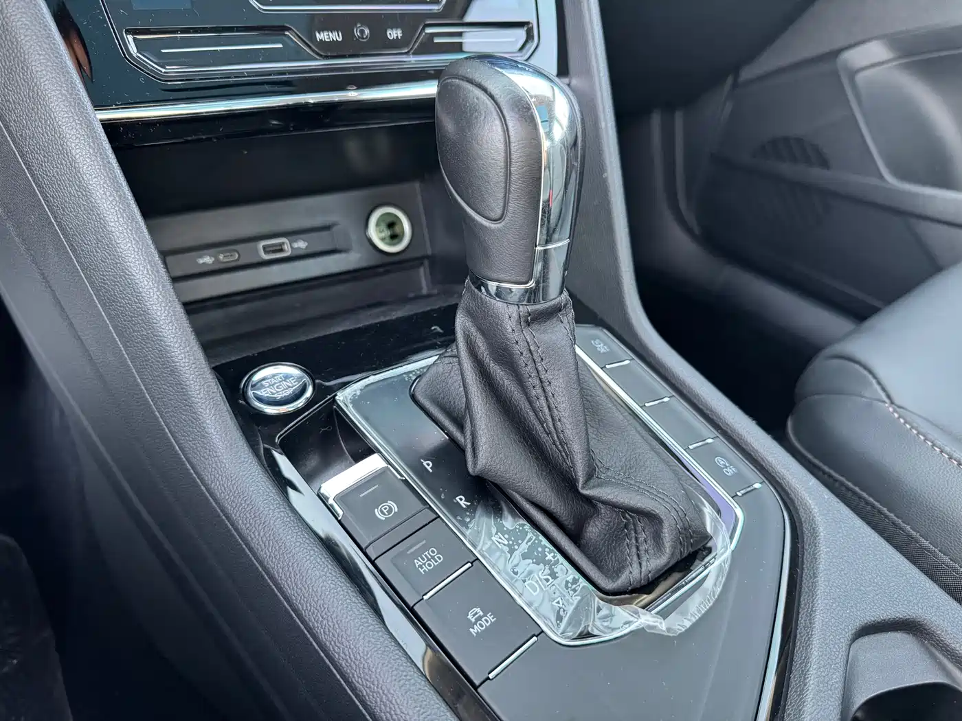 Volkswagen Tharu 2021 Model 280TSI 2WD Luxury Edition фото 15