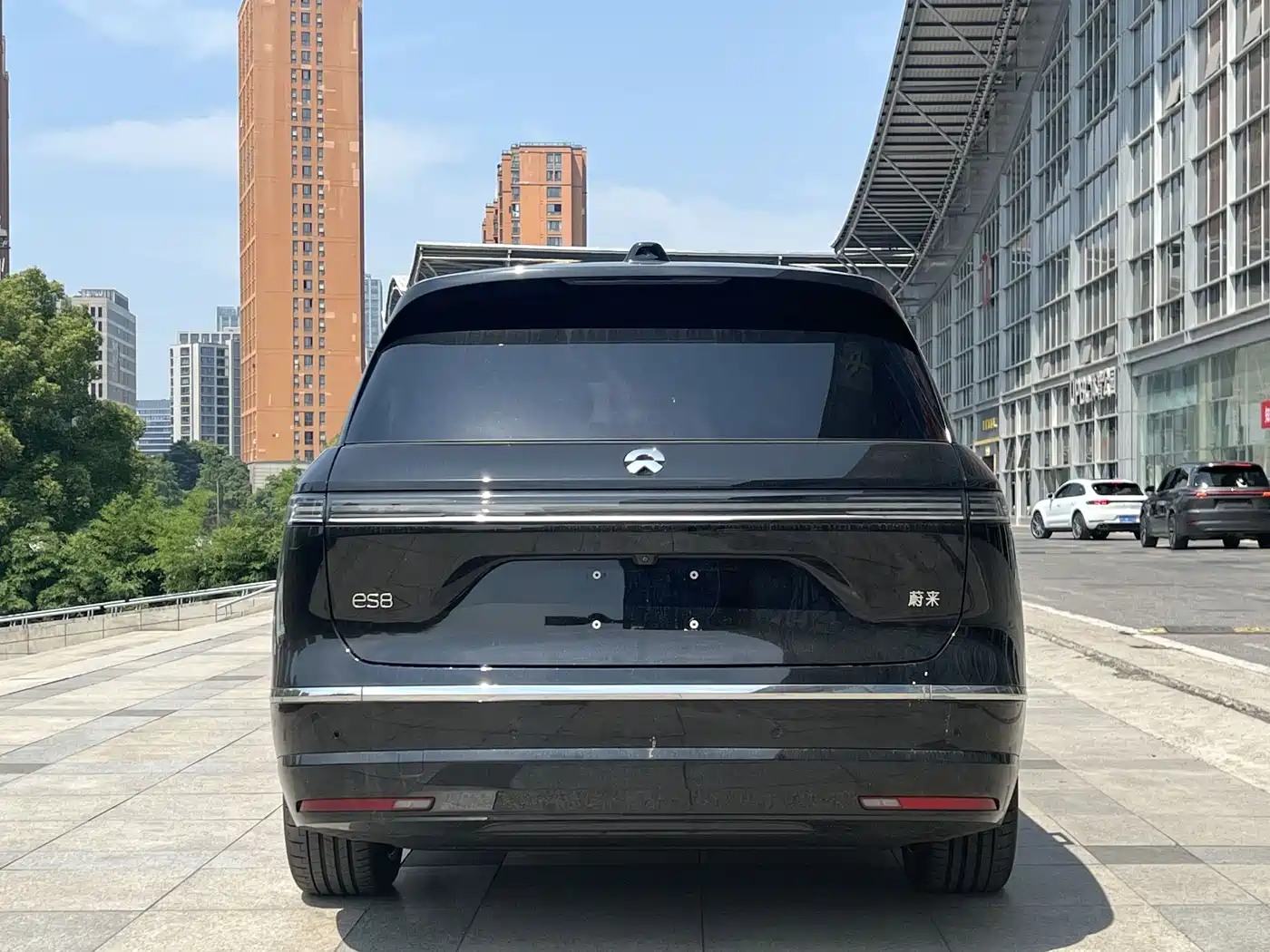 NIO ES8 2026 2025 Model 6-Seat Executive Luxury Edition