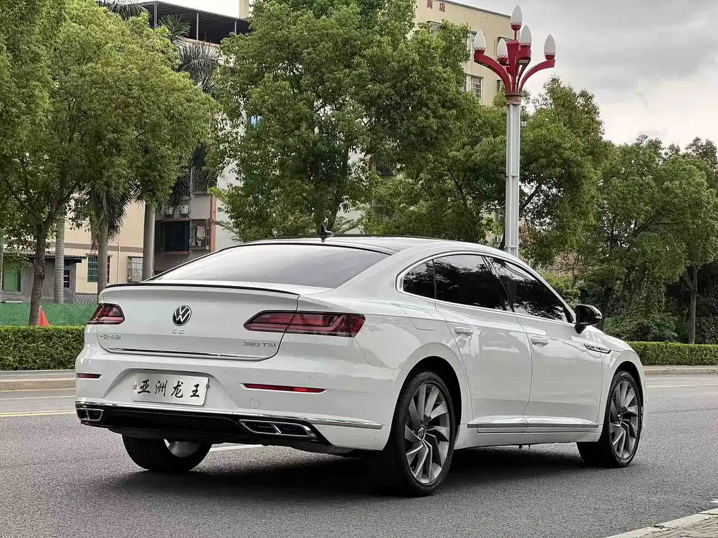 Volkswagen FAW-Volkswagen CC 2021 380TSI Eye-catching Edition фото 6