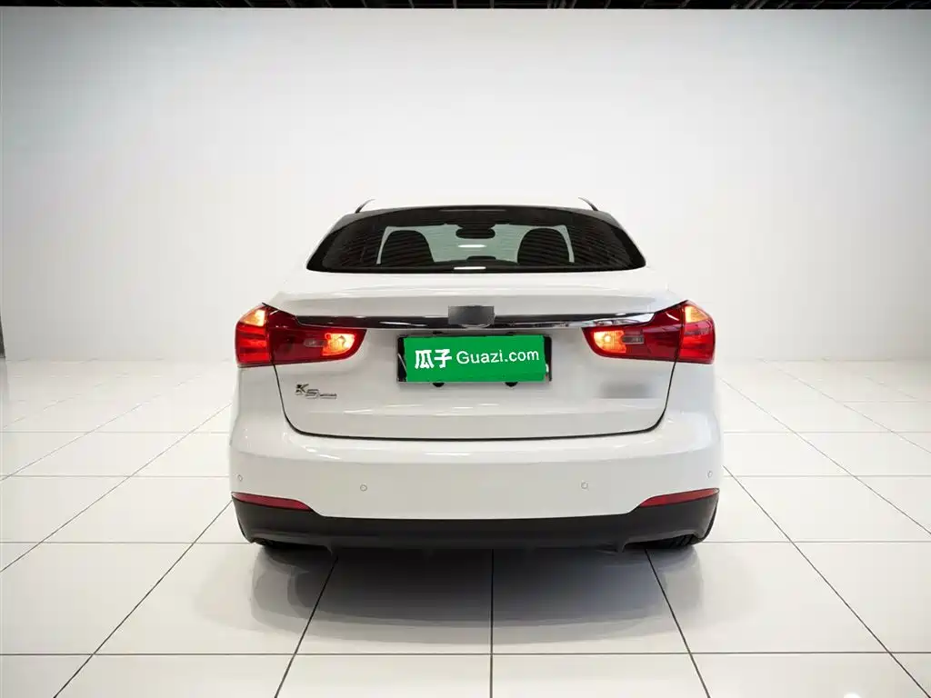 Kia K3 2015 1.6L Automatic GLS фото 4