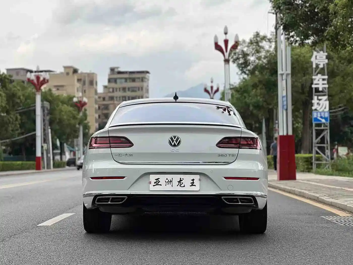 Volkswagen FAW-Volkswagen CC 2021 380TSI Eye-catching Edition фото 5