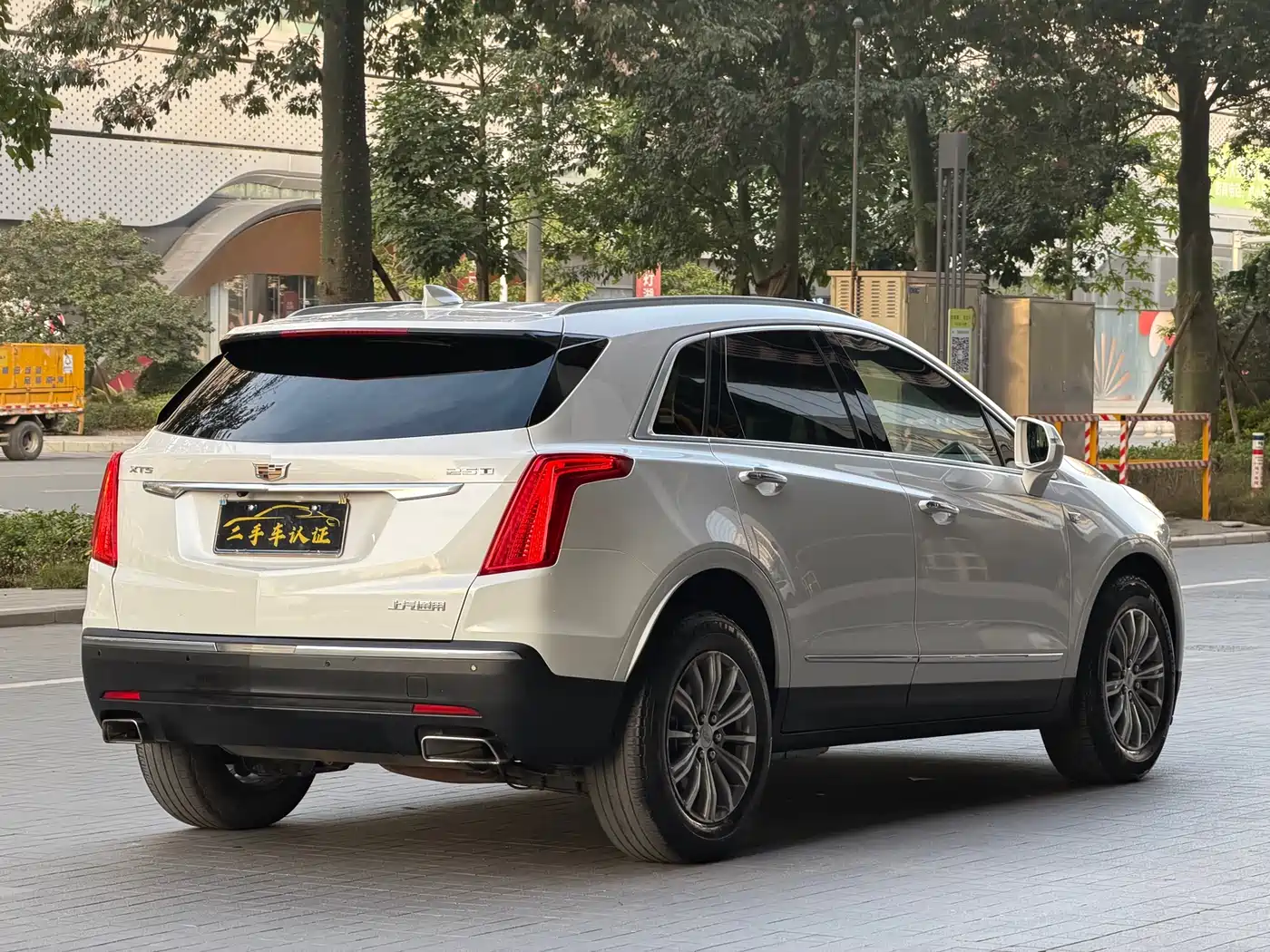 Cadillac XT5 2016 25T Luxury Model фото 8