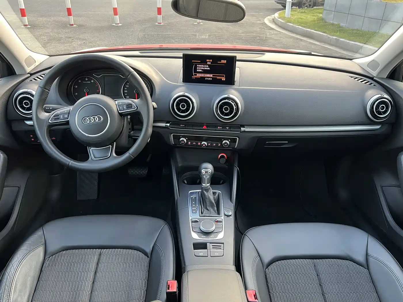 Audi A3 (Import) 2015 2014 Sportback 40 TFSI S line Comfort