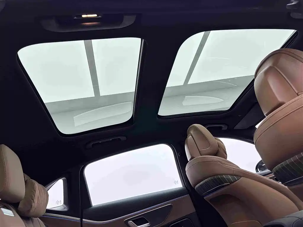 Mercedes-Benz E-Class, миниатюра 20