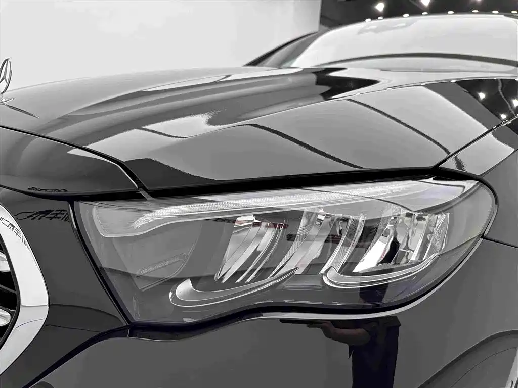 Mercedes-Benz E-Class, миниатюра 26