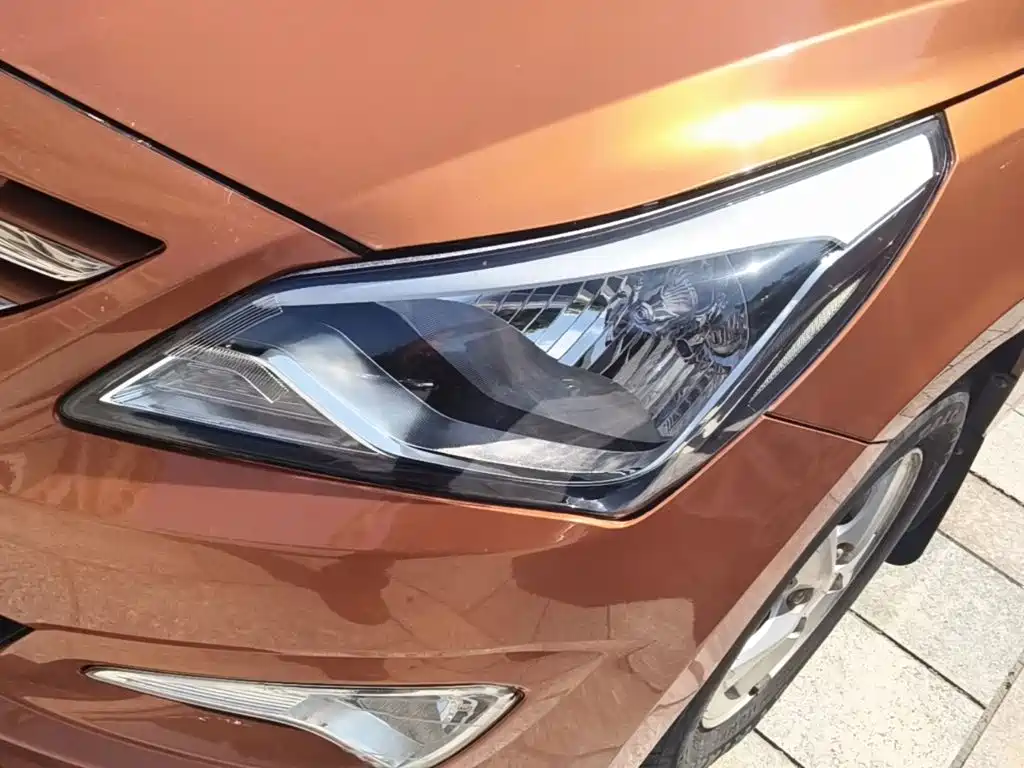 Hyundai Reina 2015 2014 Model 1.4L Automatic GLX