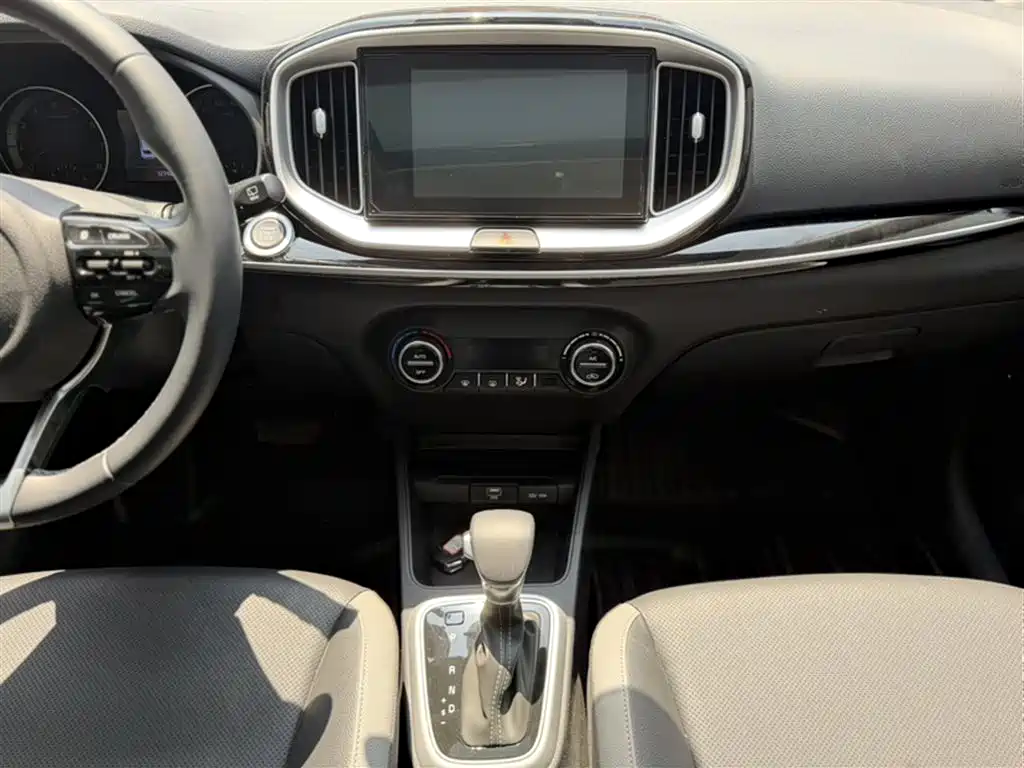 Kia KX1 2026 1.4L Sunroof Edition фото 8