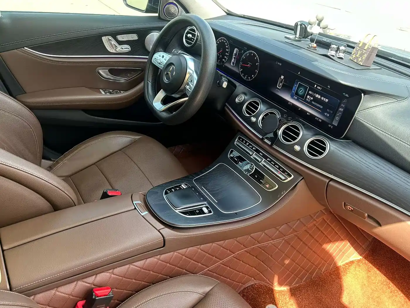 Mercedes-Benz E-Class 2019 E 300 L Fashion фото 9