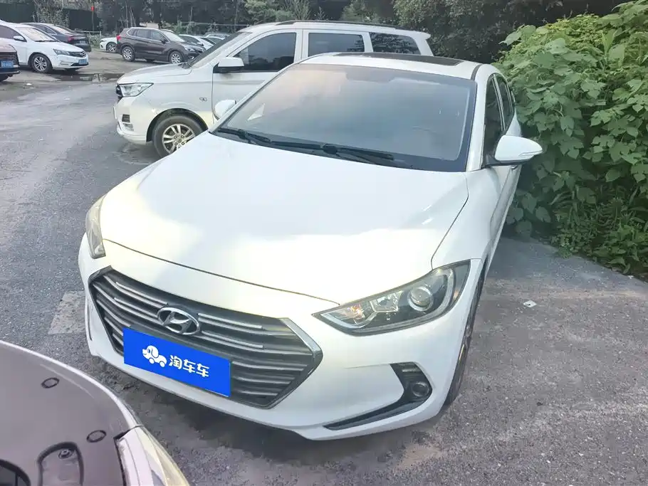 Hyundai Elantra 2016 Model 1.6L Automatic Smart Elite фото 2
