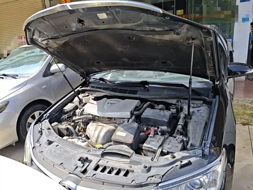 Toyota Camry 2015 2.0G Leading Edition фото 20