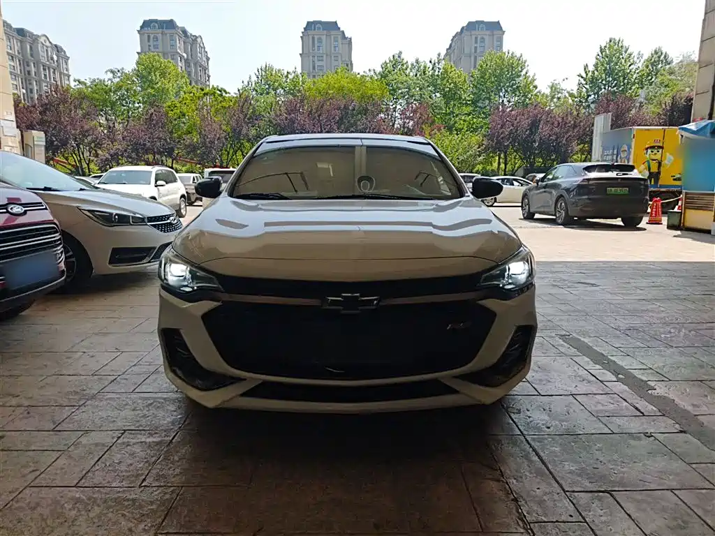 Chevrolet Monza 2019 RS 330T Auto Smooth Edition China VI фото 3