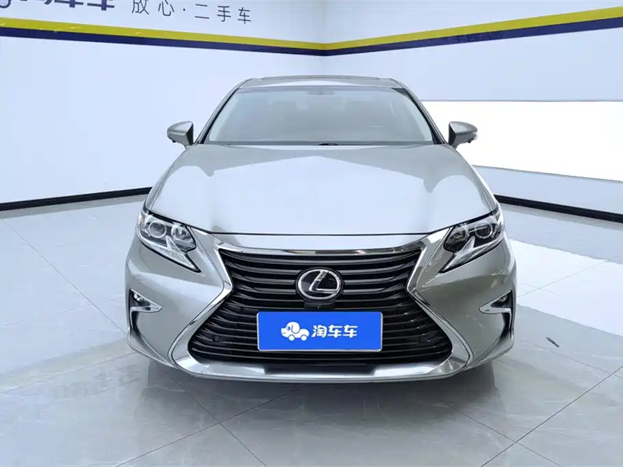 Lexus ES 2015 200 Elite Edition фото 2
