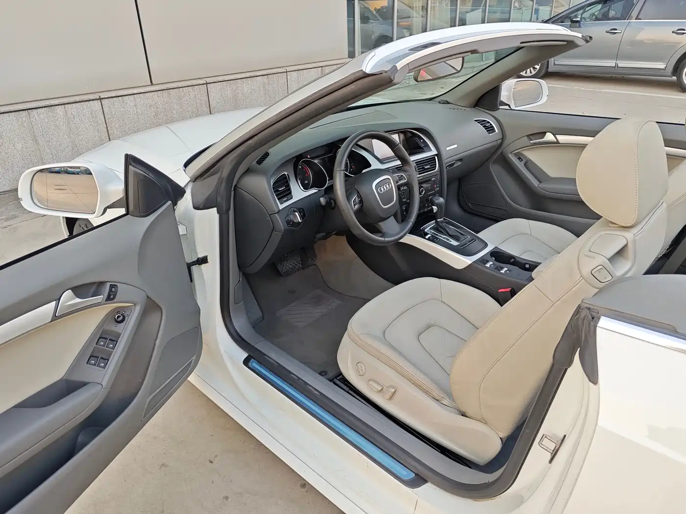 Audi A5 (Import) 2010 2.0TFSI Cabriolet фото 7