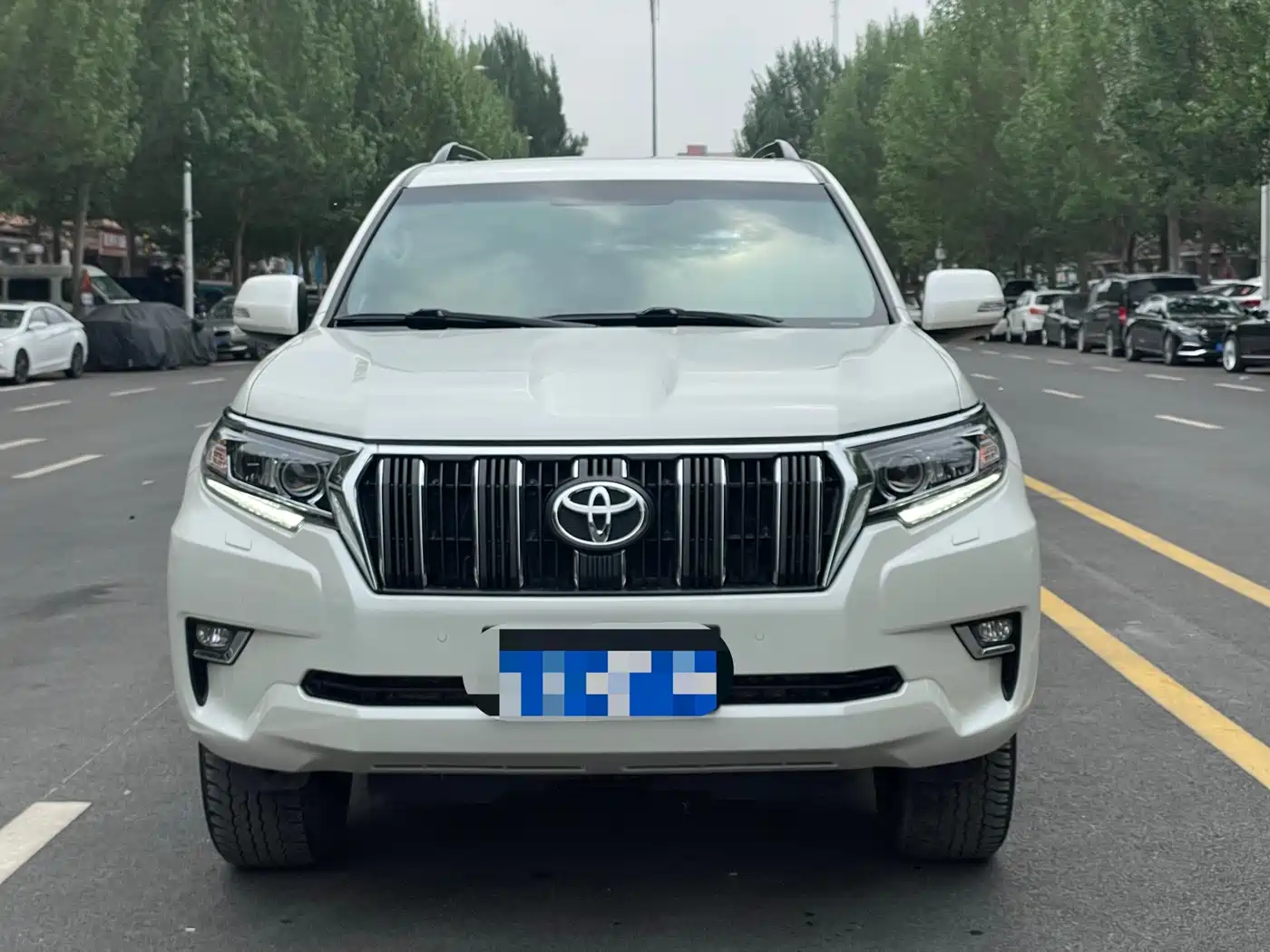 Toyota Prado 2018 3.5L Automatic TX-L NAVI Rear-mounted Spare Tire фото 2