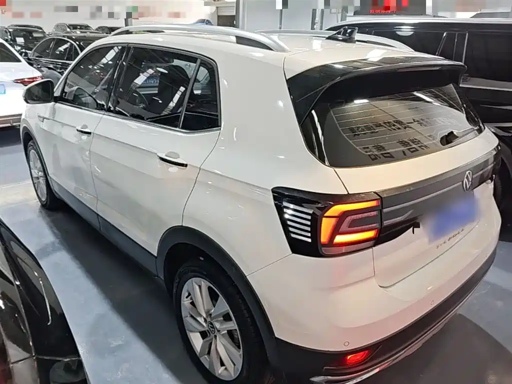 VOLKSWAGEN TU KAI