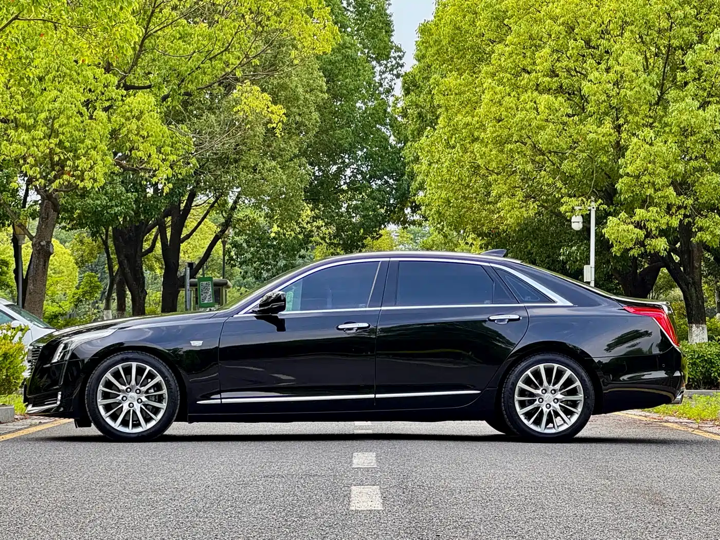 Cadillac CT6 2017 40T Platinum фото 20