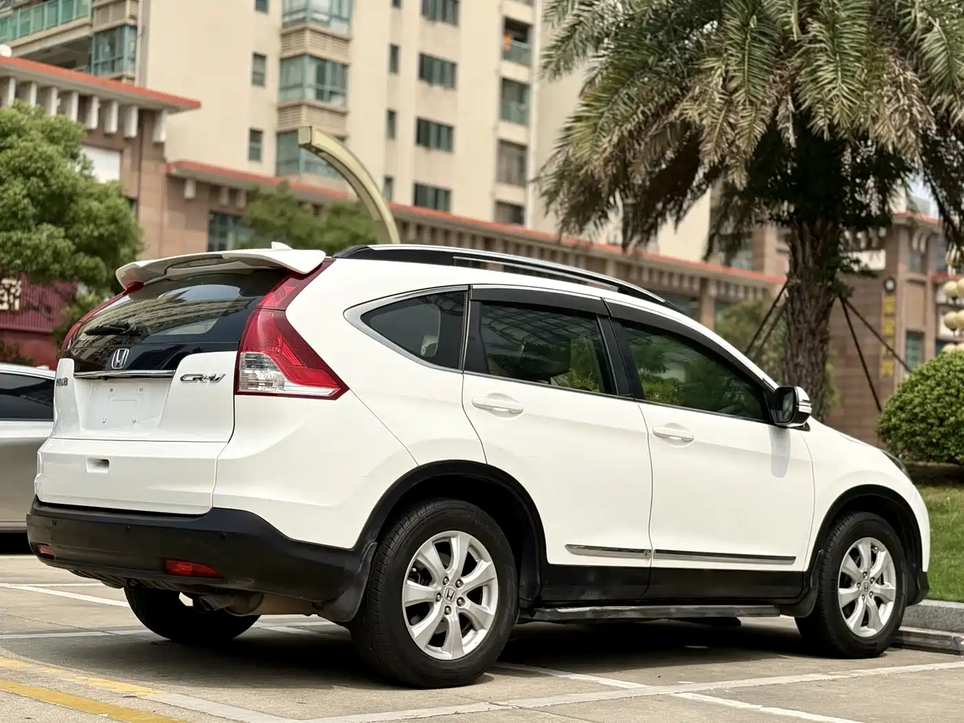 Honda CR-V 2012 2.0L 2WD Urban Edition фото 15
