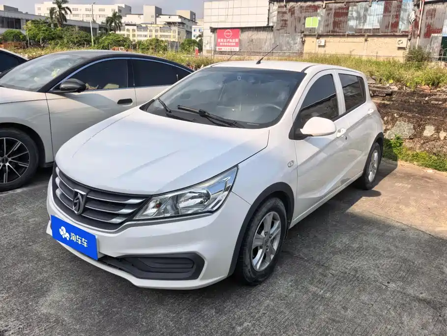 Фото 1 - Baojun 310