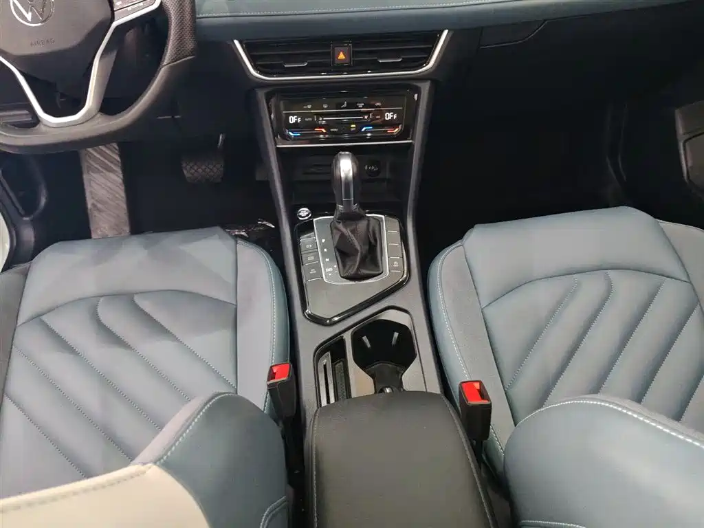 Volkswagen Tharu 2023 300TSI 2WD Full Moon Edition фото 14