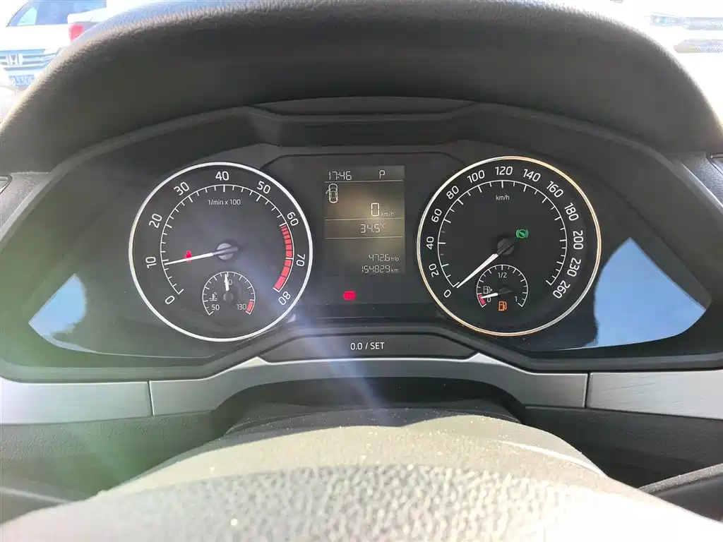 Škoda Superb 2016 TSI280 DSG Advance Edition фото 11